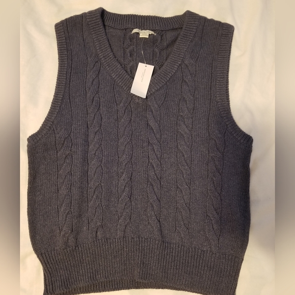 American Eagle Outfitters Jackets & Blazers - NWT American Eagle Sweater Vest Size M Color  Color Dark/Blue